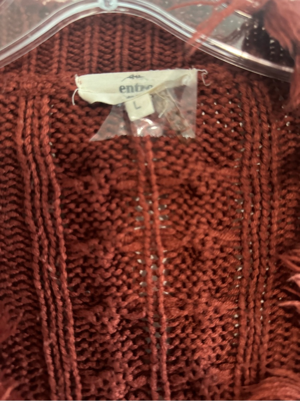 entro Rust Cable-Texture V-Neck Sweater - Picture 3 of 4